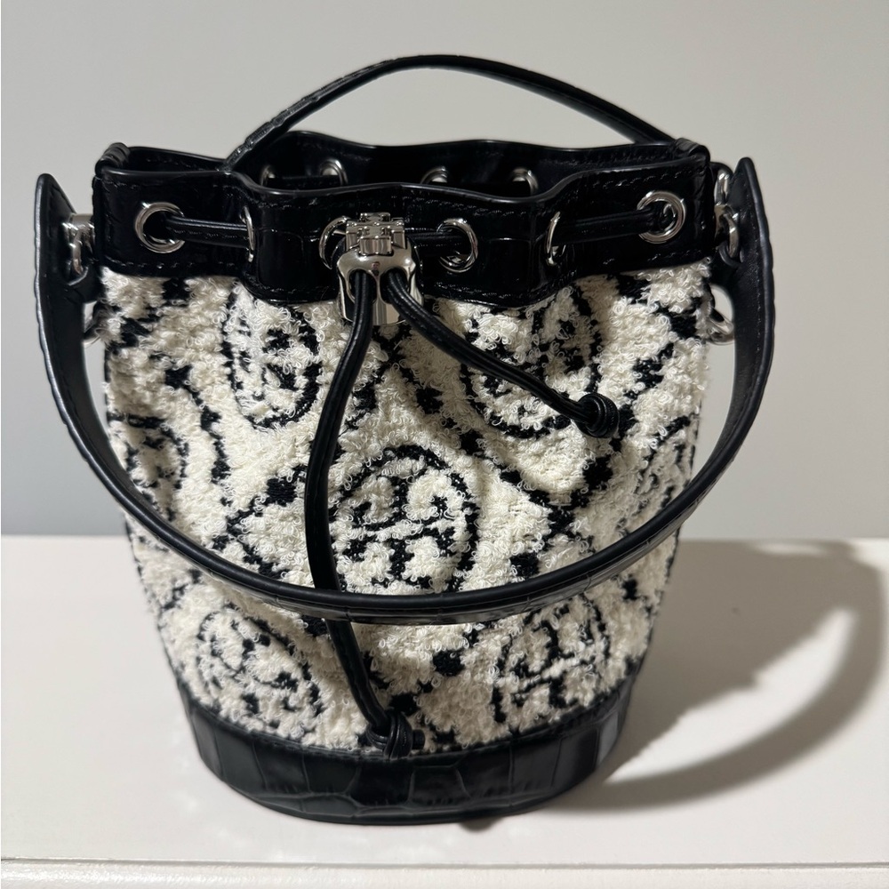 Tory Burch T Monogram Small Bucket Bag Black and White Bucket Bag